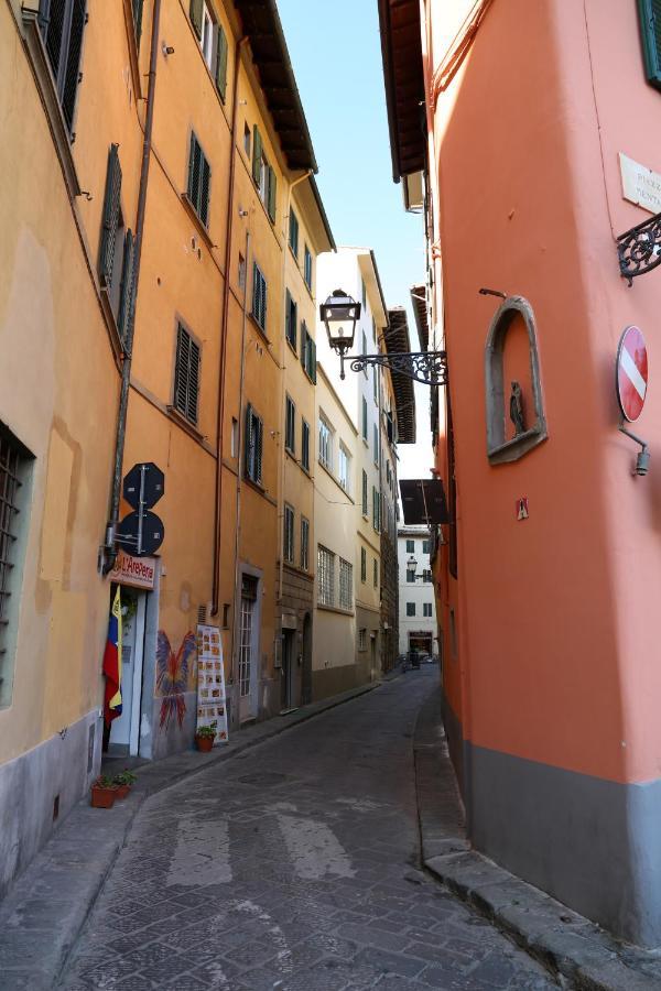 Cozy Apartment Near Ponte Vecchio Florença Exterior foto